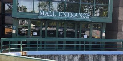 Oak Court Mall 1